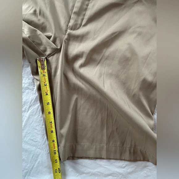 Nike Golf Dri Fit Khaki Shorts Size 38 - Picture 4 of 6